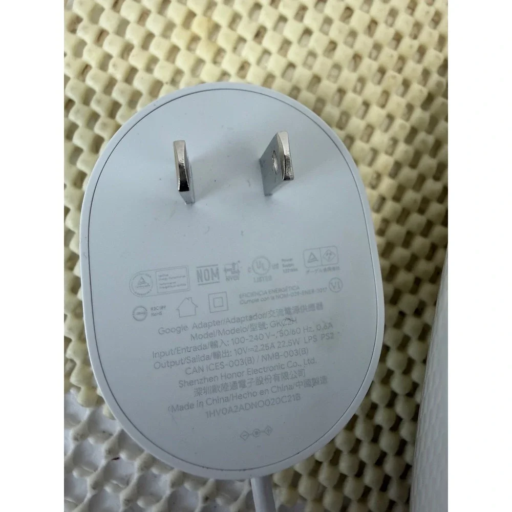 google G6ZUC Wifi White With power adapter‎ EUC